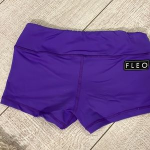 FLEO shorts